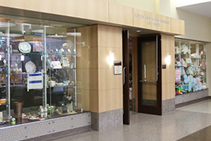 Entrance to The Baright Gift Shop at Methodist Women’s Hospital 
