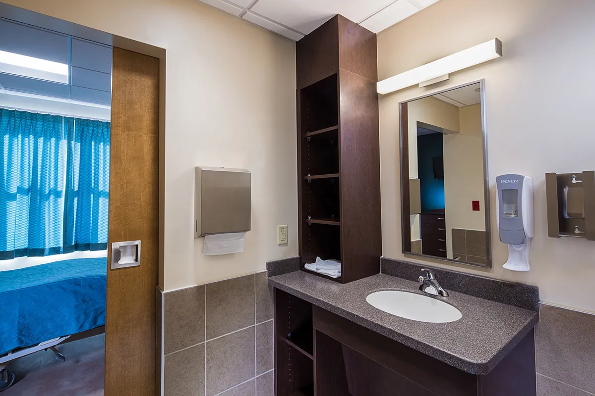 Private long-term and short-term care rooms at Dunklau Gardens include restrooms.