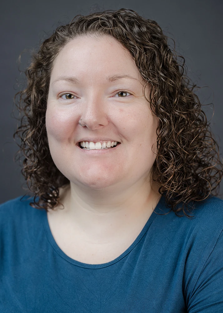 Photo of Heather Dearinger, a counselor with the Methodist Hospital Community Counseling Program