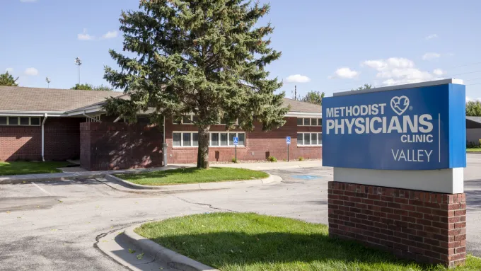 Exterior of Methodist Physicians Clinic in Valley, Nebraska