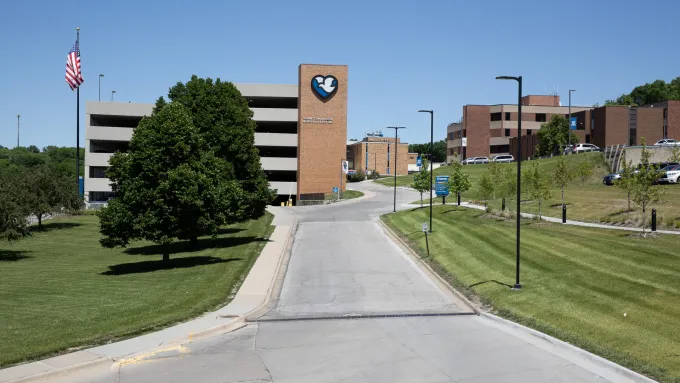 Exterior of Methodist Jennie Edmundson Hospital in Council Bluffs, Iowa