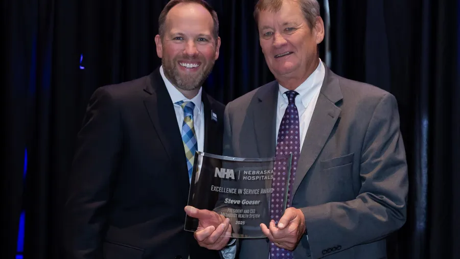 Methodist President and CEO Steve Goeser honored with Nebraska Hospital Association’s 2025 Excellence in Service Award
