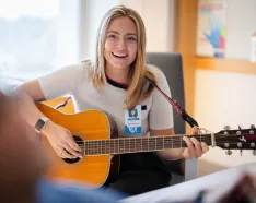 Stephanie Kozol music therapy