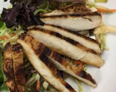 Image for post: Healthy Recipe: Gluten-Free Chicken 'Egg Roll'