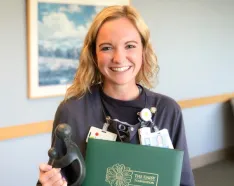 Image for post: A Love for Daisies: Methodist Nurse Spreads Cheer by 'Looking for the Positive'