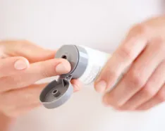 Image for post: Winter Skin Care: The Do's and Don'ts of Lotion, Soap and Sunscreen