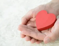 Image for post: Eight Heart Attack Symptoms Women Might Miss