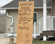 Image for post: Parents Surprise Methodist Hospital Employee With Big Thank-You. Her Message to Others: Pass it On