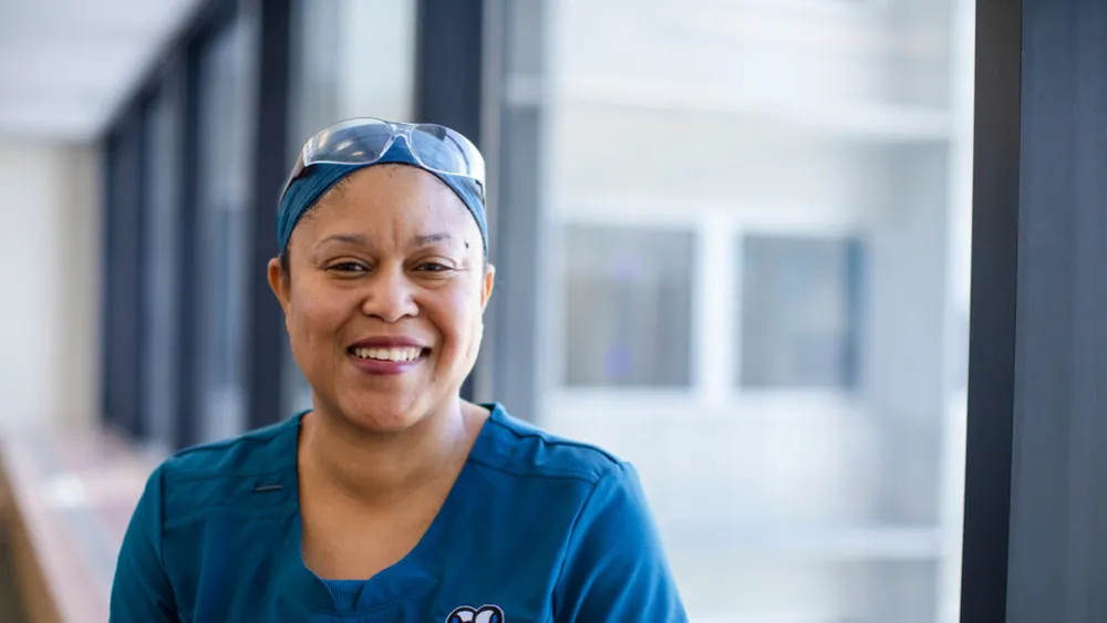 Calandra Cooper, CNA