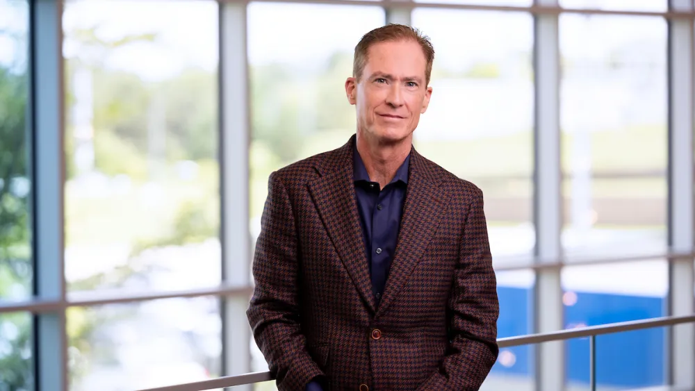 Dr. Eric Van De Graaff