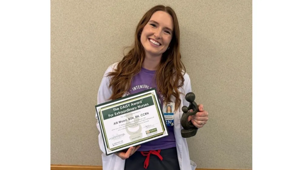 Methodist Hospital’s Alli Wood honored with The DAISY Award