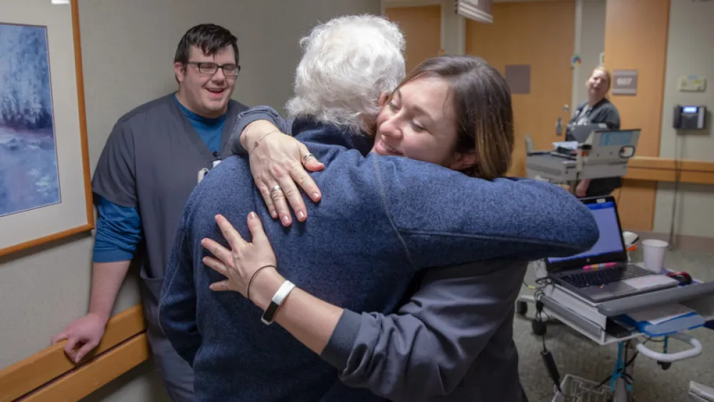 Image for post: Cancer Patient Experiences 'The Meaning of Care' Through Ice-Cold Cokes 