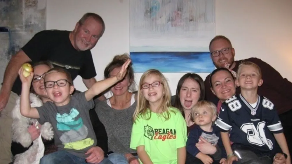 Image for post: Everything but the Chocolate Cake