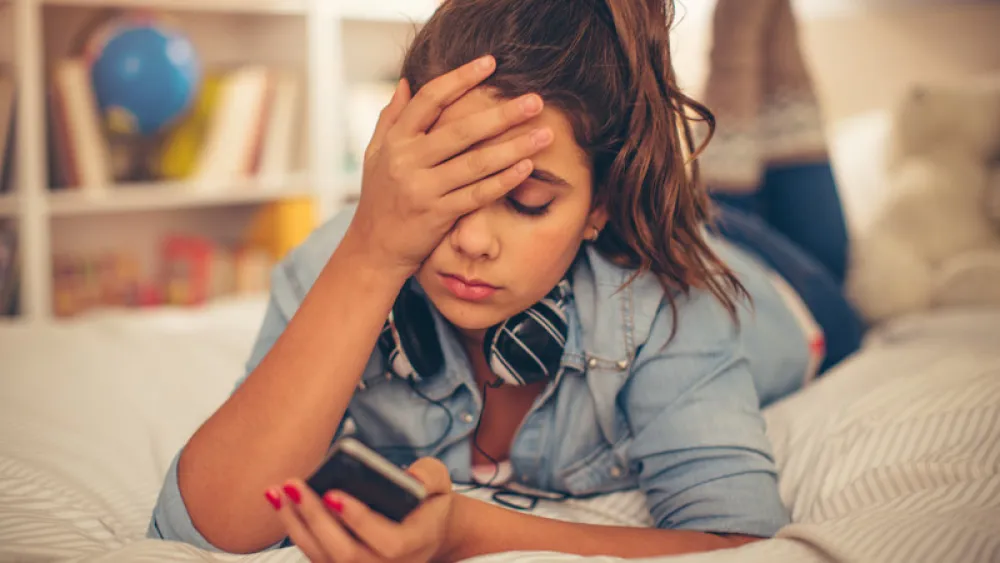 Image for post: Is Social Media Making Your Teen Depressed?