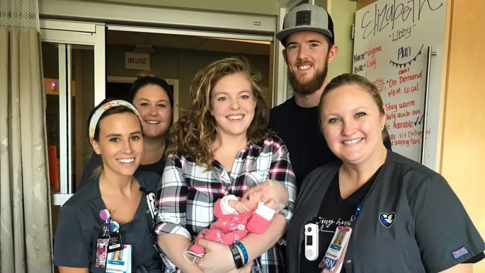 Image for post: Neonatal Nurses: the Sweetest Treats for Several NICU Families