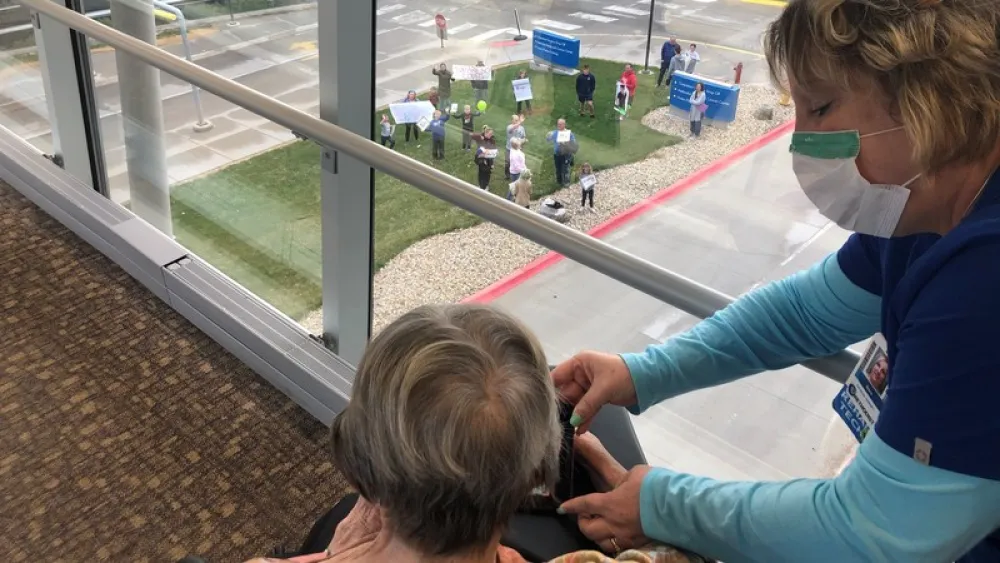 Image for post: Surprise Window Visit Makes the Day of Methodist Hospital Stroke Patient and Her Family