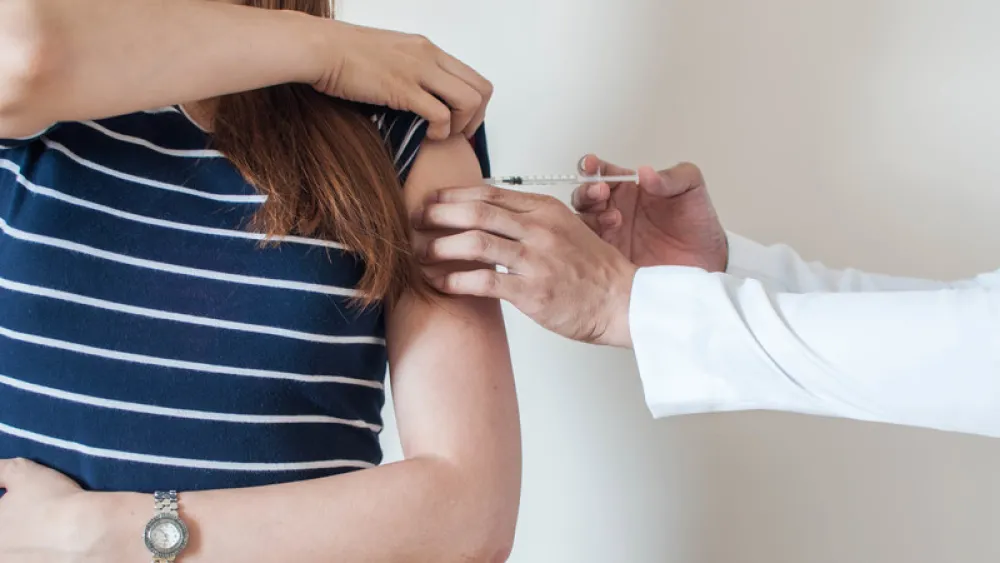 Image for post: Protecting Yourself and Baby When Pregnancy Coincides With Flu Season (and a Pandemic)