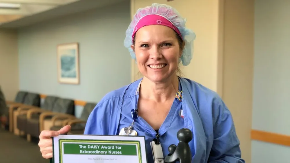 Image for post: Methodist Nurse Provides The Meaning of Care by Mentoring Coworker