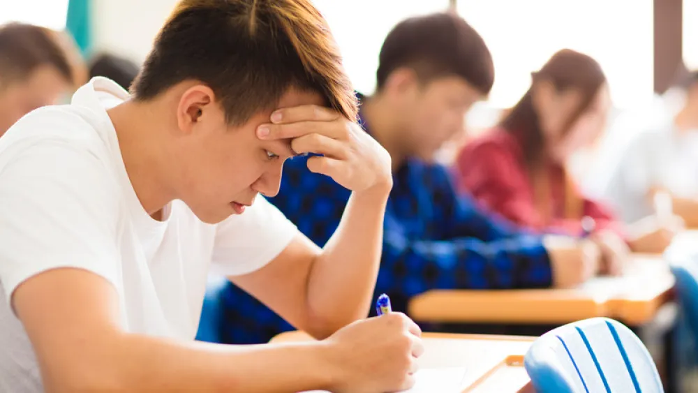 Image for post: Helping Your Teenager's Headaches