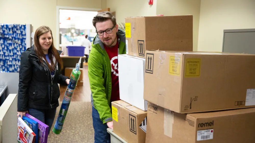 Image for post: Christmas Is for Caring: Methodist Employees Give Back