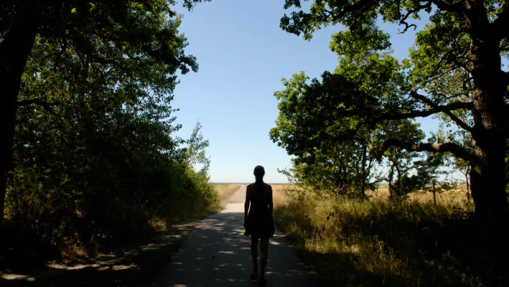 Image for post: That Feeling You've Had But Can't Name? It Could Be Grief 