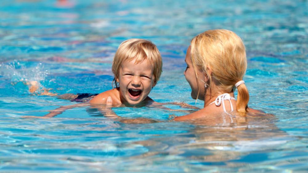 Image for post: 5 Tips for Summer Pool Safety