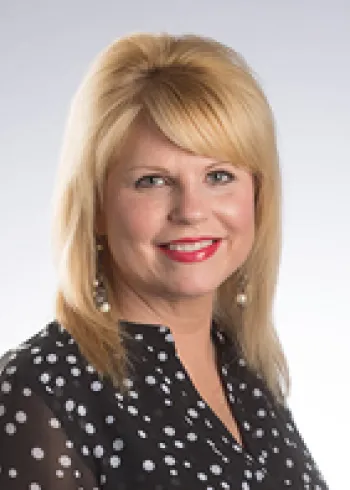 Photo of Lori Fuchs, CMF