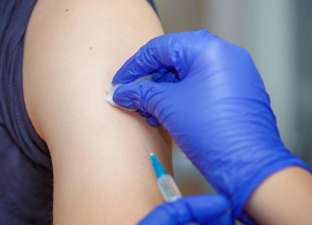 Image for post: 10 Flu Vaccine Myths Busted