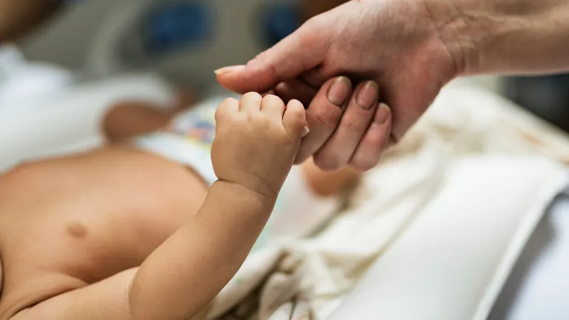 Image for post: Telltale Signs Predict When Baby Will Arrive (or Not)